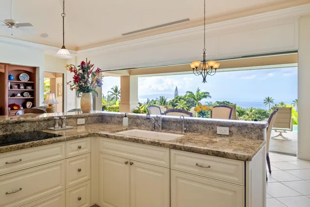 $4,000,000 | 3387 Kuaua Place, Kihei, HI 96753