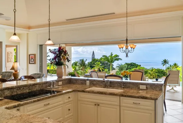 $4,000,000 | 3387 Kuaua Place, Kihei, HI 96753