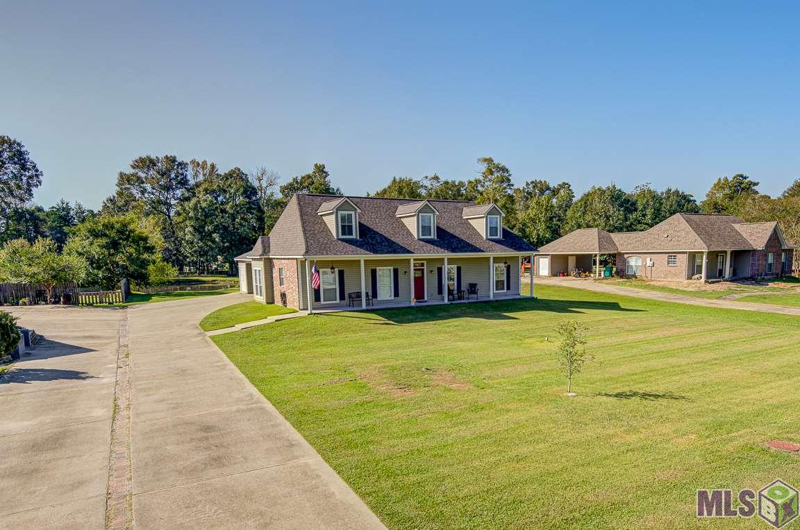 10624 Cardinal Road Denham Springs, LA 70726 - Photo 2 of 23