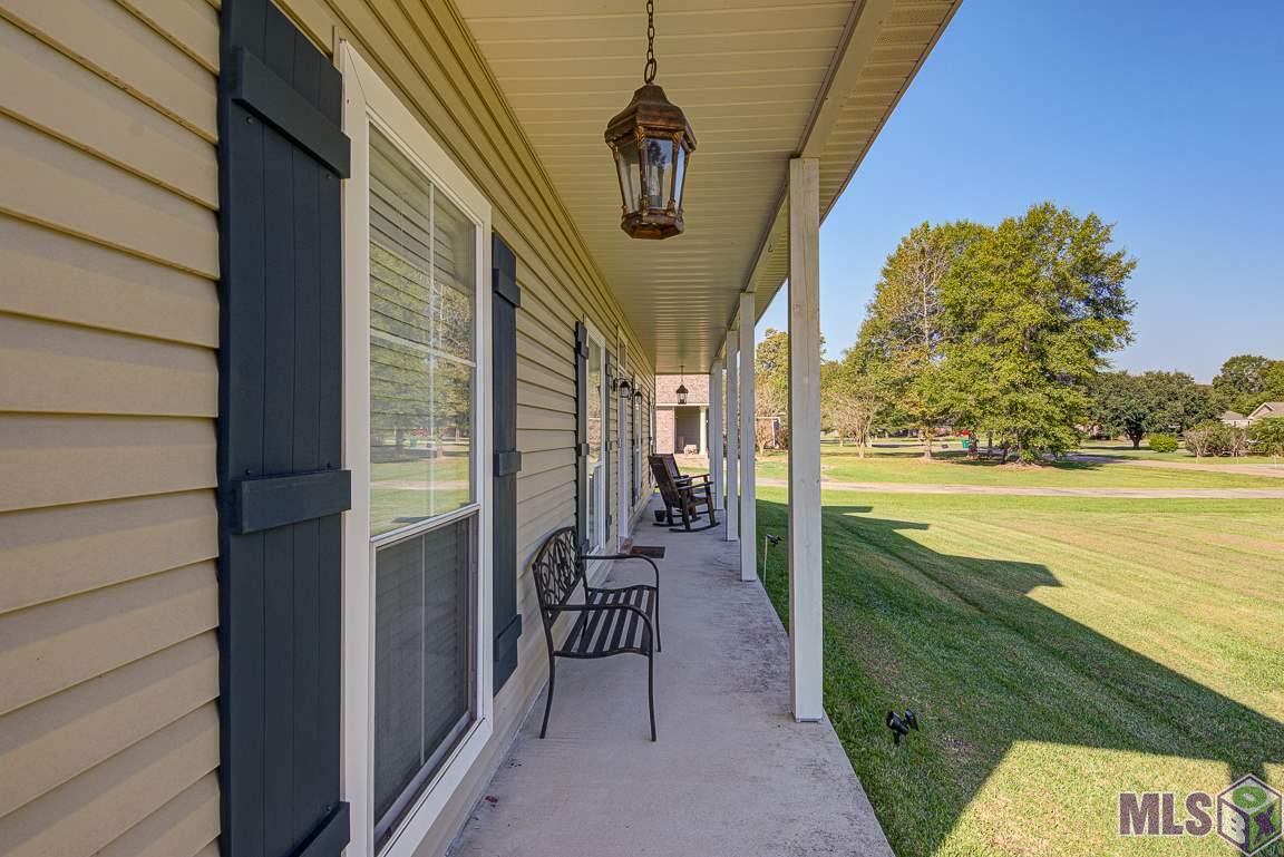 10624 Cardinal Road Denham Springs, LA 70726 - Photo 4 of 23