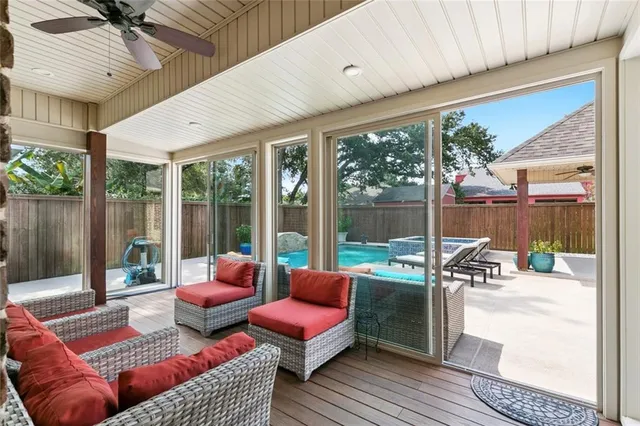 $825,000 | 308 Tullulah Avenue, River Ridge, LA 70123