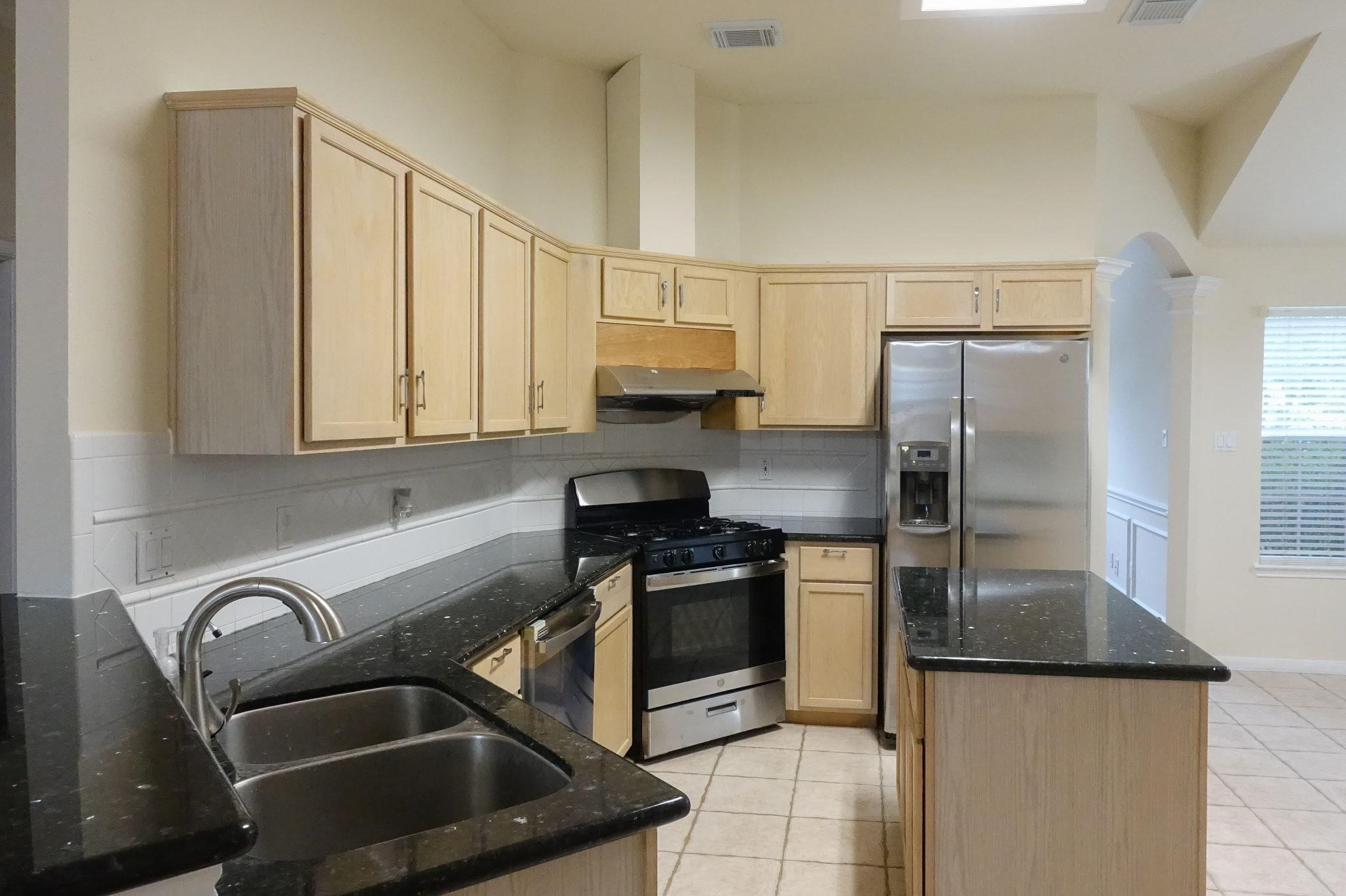 20735 Spring Rose Drive Katy, TX 77450 - Photo 8 of 18