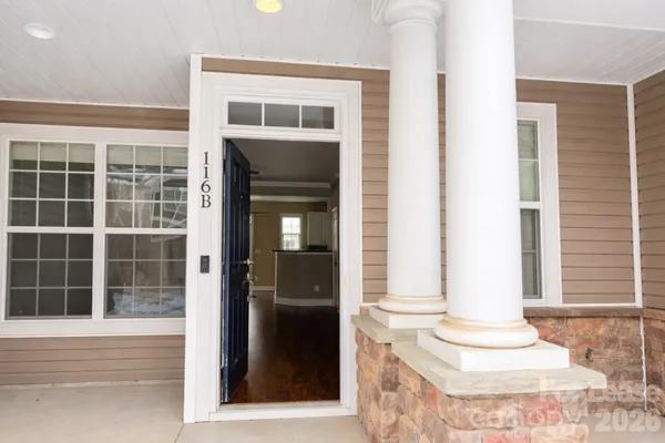 a view of a entryway of the house