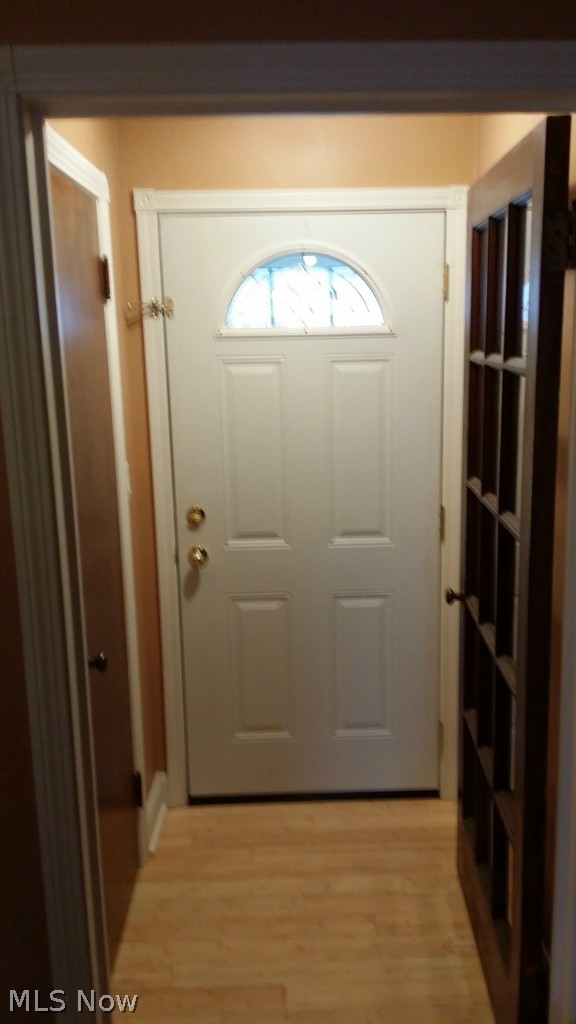 2902 Ralph Avenue Cleveland, OH 44109 - Photo 12 of 25 Gallery Image 12