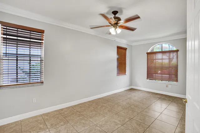 a picture of floor plan