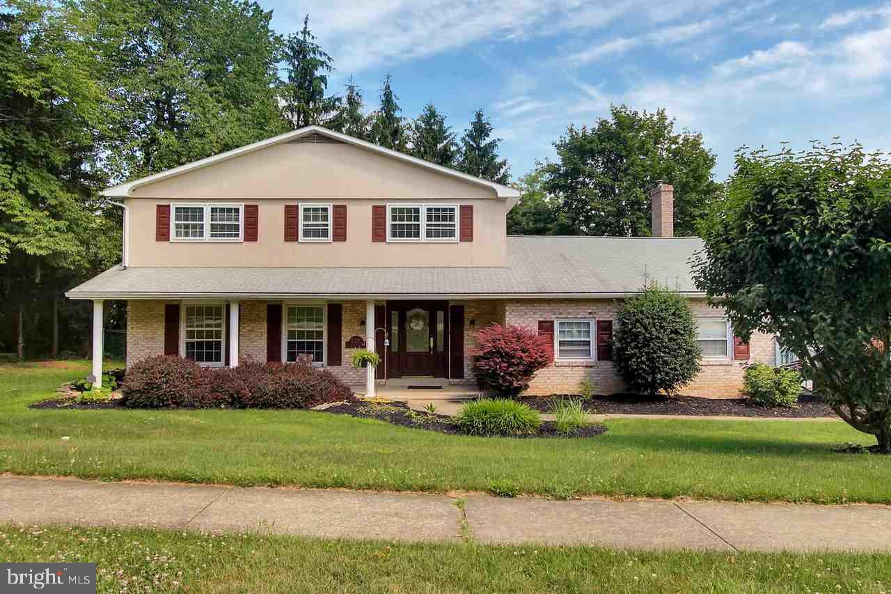 3325 Harrowgate Road York, PA 17402 - Photo 1 of 36 Gallery Image 1