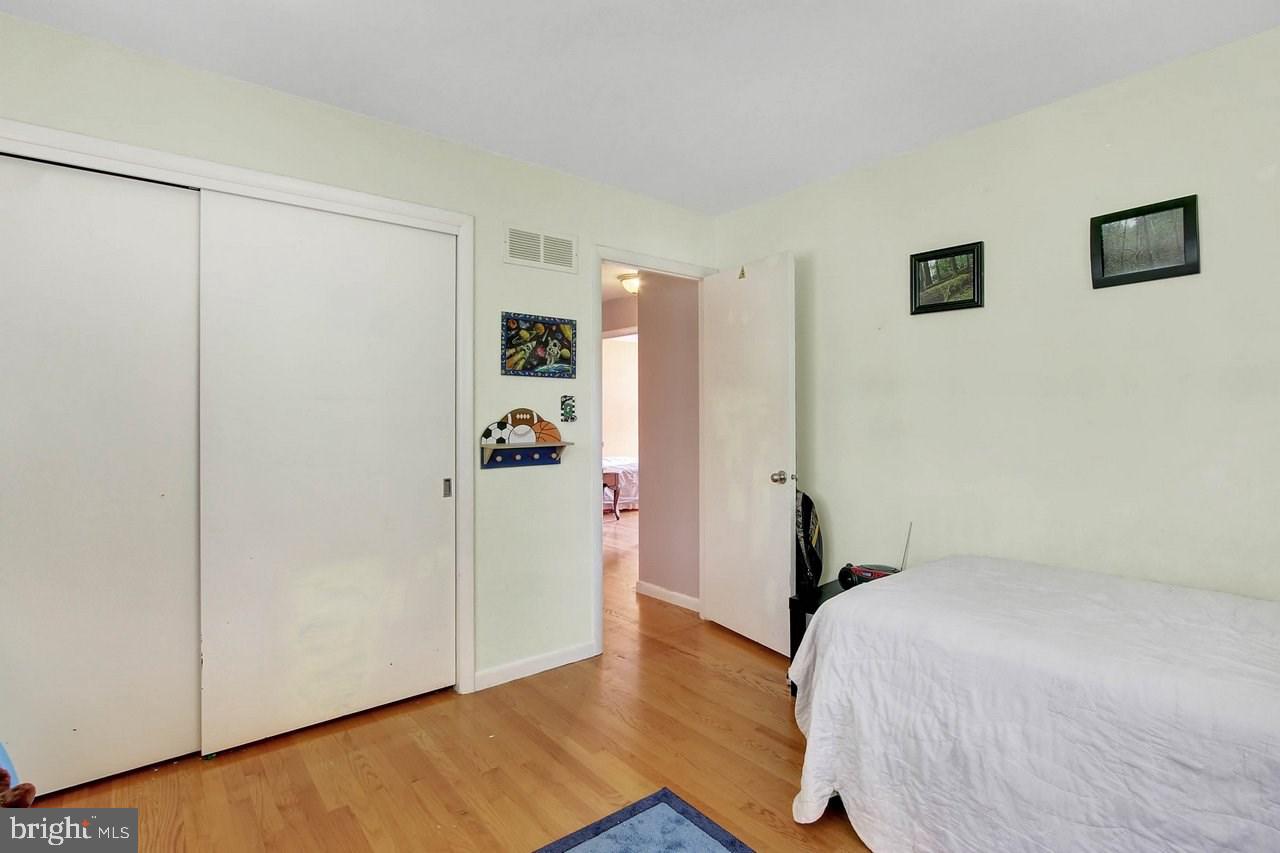 3325 Harrowgate Road York, PA 17402 - Photo 20 of 36 Gallery Image 20