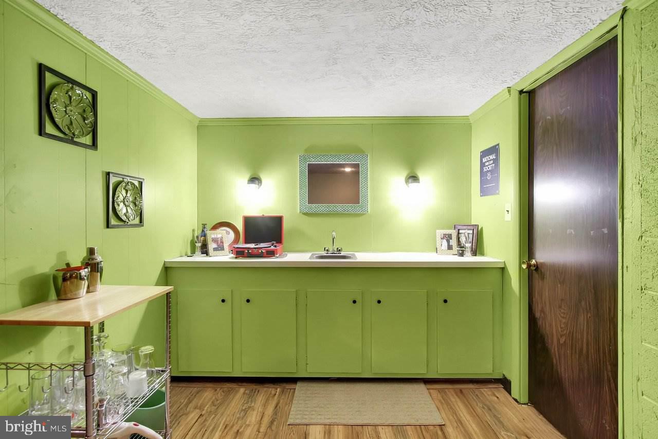 3325 Harrowgate Road York, PA 17402 - Photo 29 of 36 Gallery Image 29