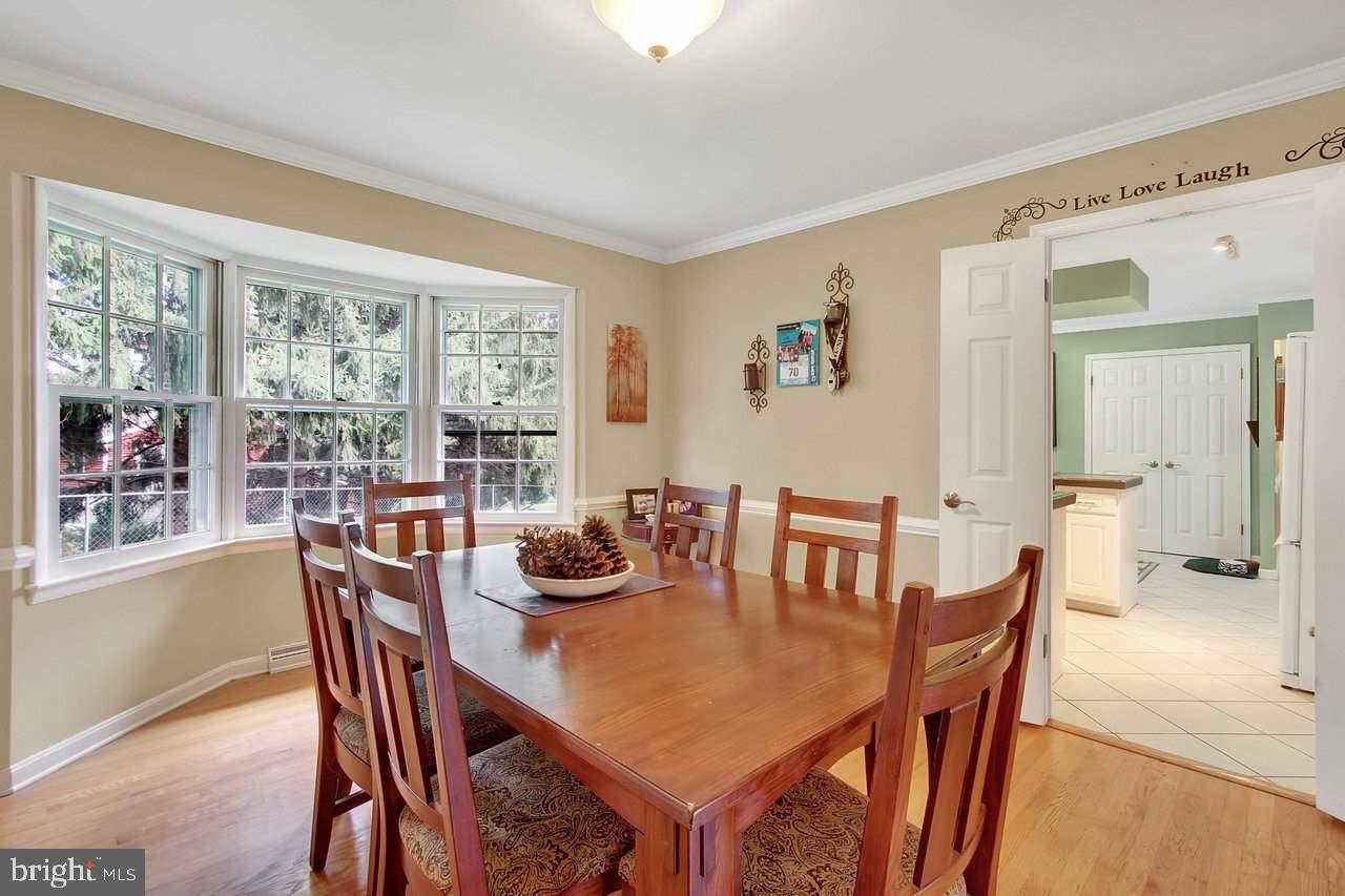 3325 Harrowgate Road York, PA 17402 - Photo 7 of 36 Gallery Image 7