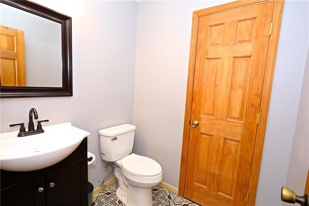 5857 Hickory Road Indianapolis, IN 46239 - Photo 18 of 34 Gallery Image 18