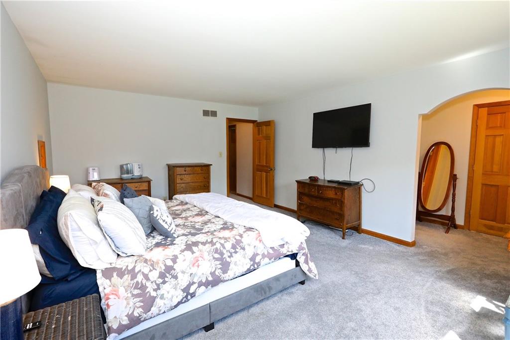 5857 Hickory Road Indianapolis, IN 46239 - Photo 20 of 34 Gallery Image 20