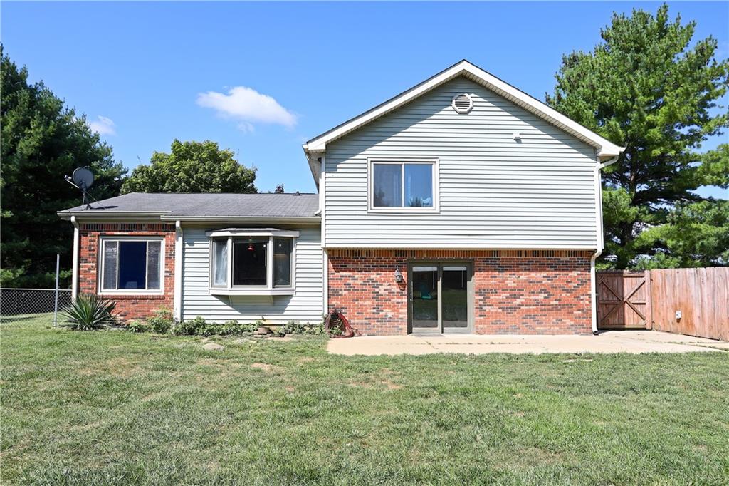 5857 Hickory Road Indianapolis, IN 46239 - Photo 29 of 34 Gallery Image 29