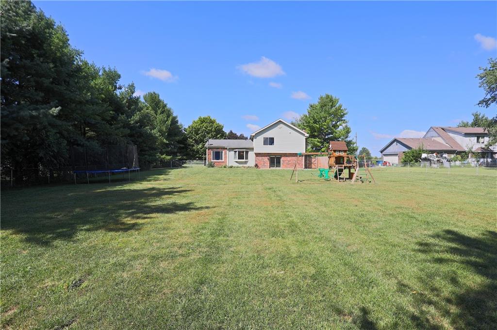 5857 Hickory Road Indianapolis, IN 46239 - Photo 30 of 34 Gallery Image 30