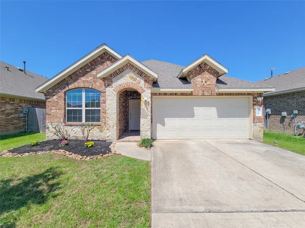 $290,000 | 4931 Marina Shores Court, Katy, TX 77493