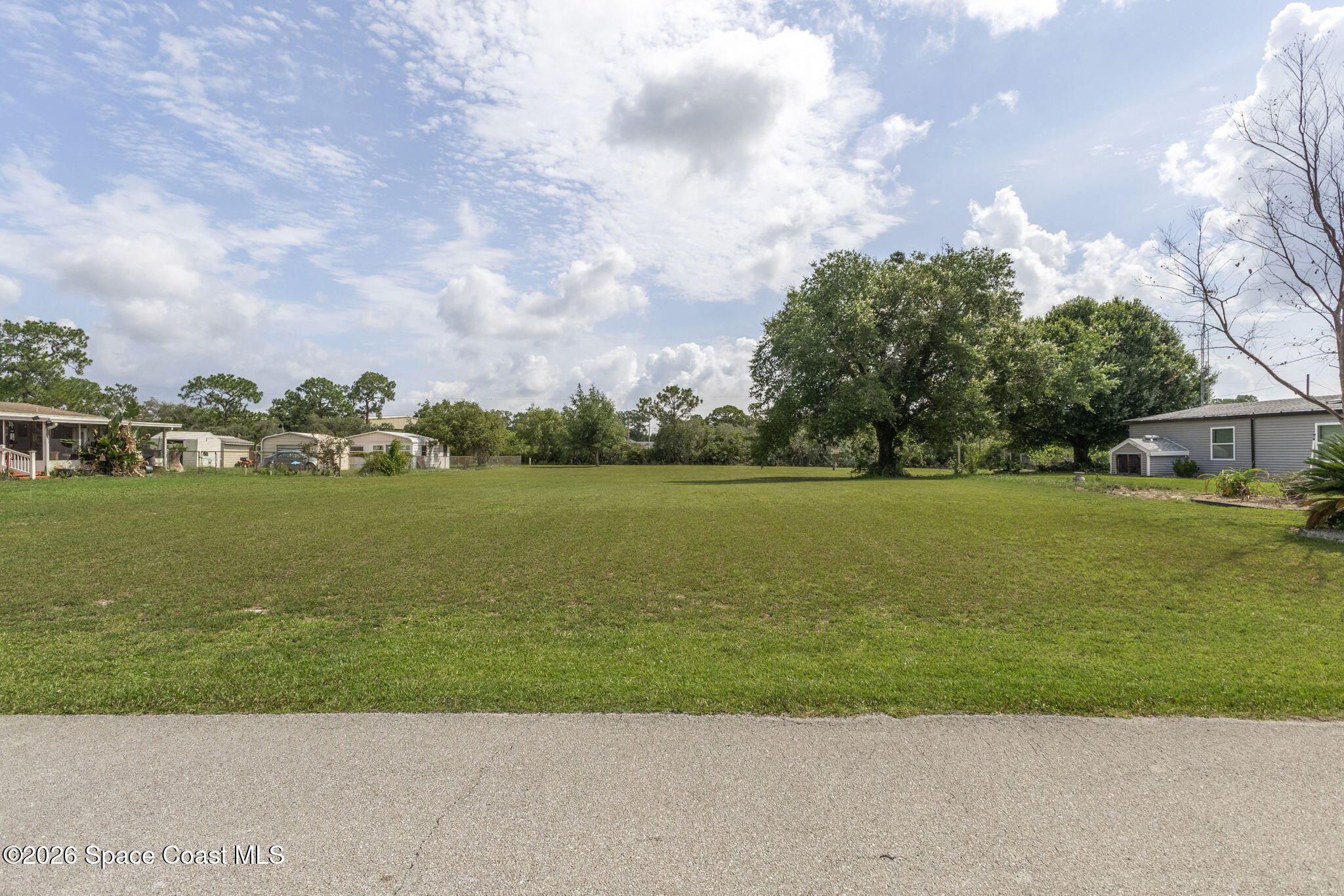 312 Hickory Ridge Drive Sebring, FL 33876 - Photo 11 of 13 3-web-or-mls-IMG_8018-HDR