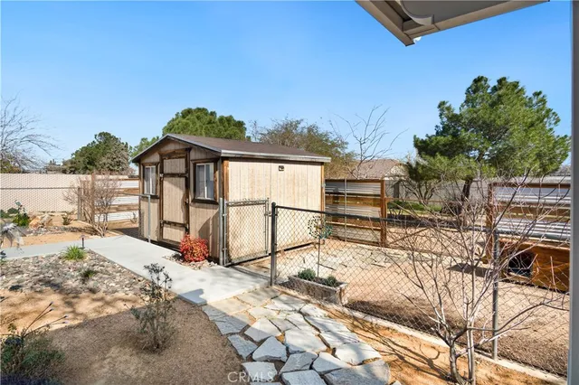 $455,000 | 7721 Langdon Avenue, Hesperia, CA 92345