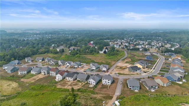 $492,700 | 2 Chatwood Lane, Henrietta, NY 14467