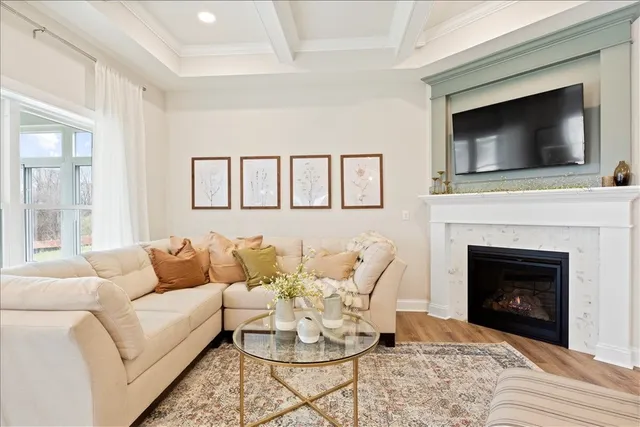 $492,700 | 2 Chatwood Lane, Henrietta, NY 14467