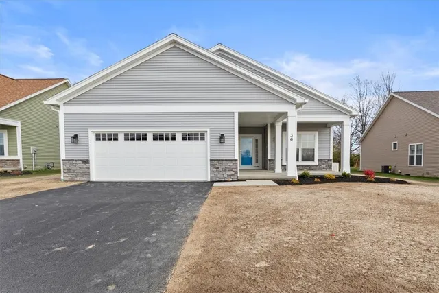 $492,700 | 2 Chatwood Lane, Henrietta, NY 14467