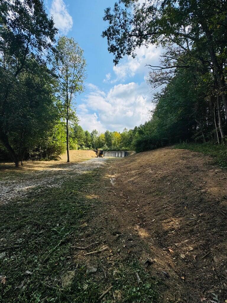 999 Reed Valley Road London, KY 40744 - Photo 5 of 9 20250903211159420395000000-o