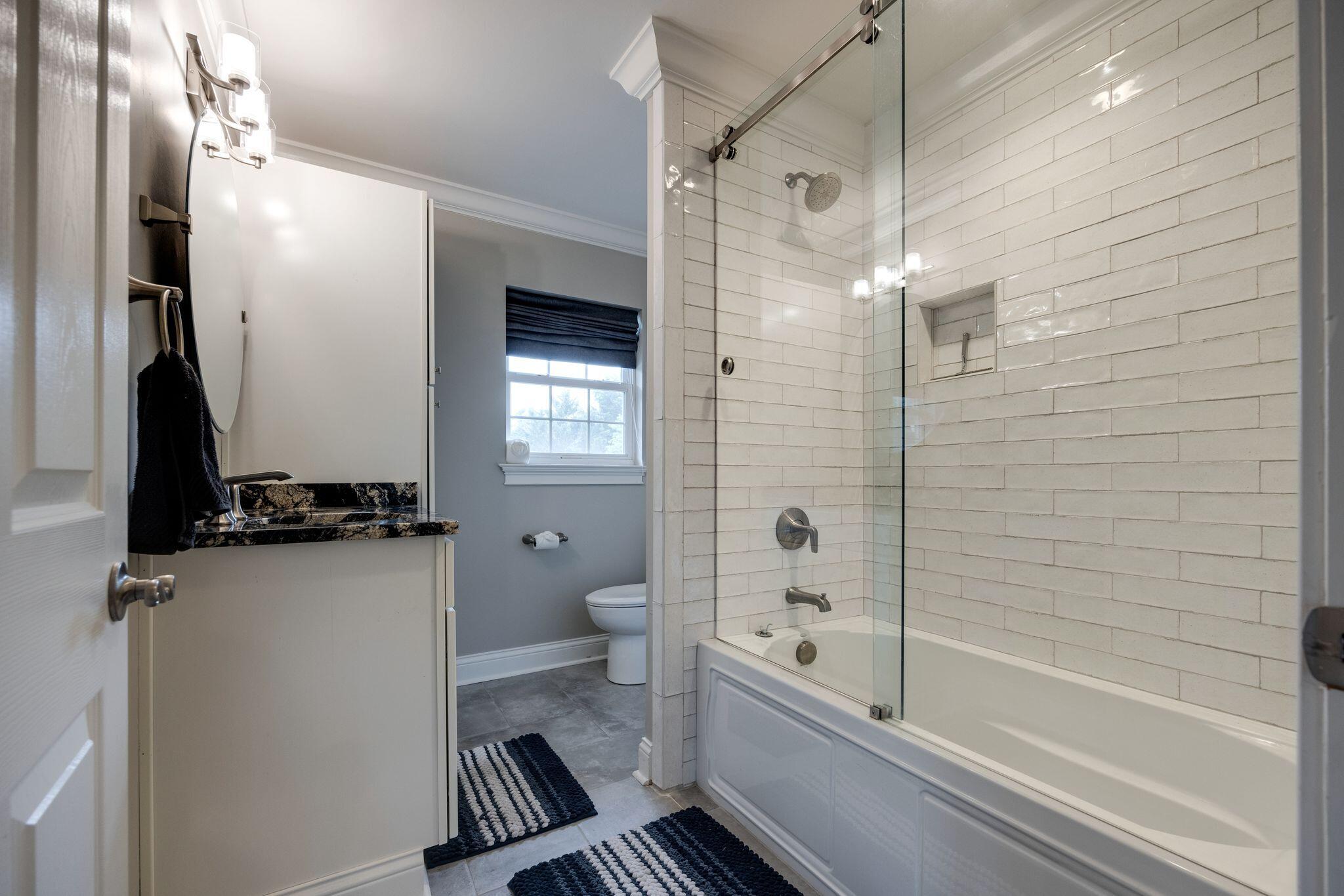 6808 Jesse Conner Road Chattanooga, TN 37421 - Photo 27 of 73 Bathroom 1