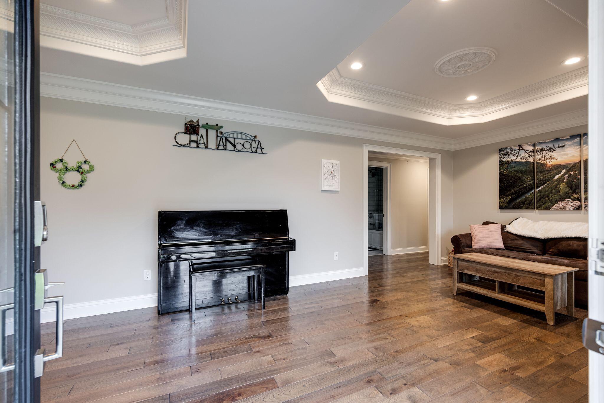 6808 Jesse Conner Road Chattanooga, TN 37421 - Photo 3 of 73 Family Room