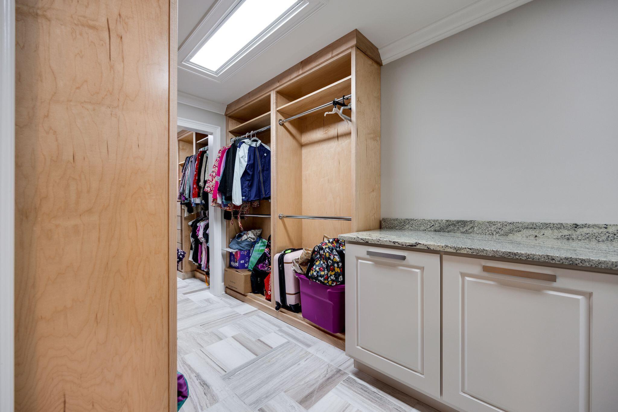 6808 Jesse Conner Road Chattanooga, TN 37421 - Photo 45 of 73 Master Closet