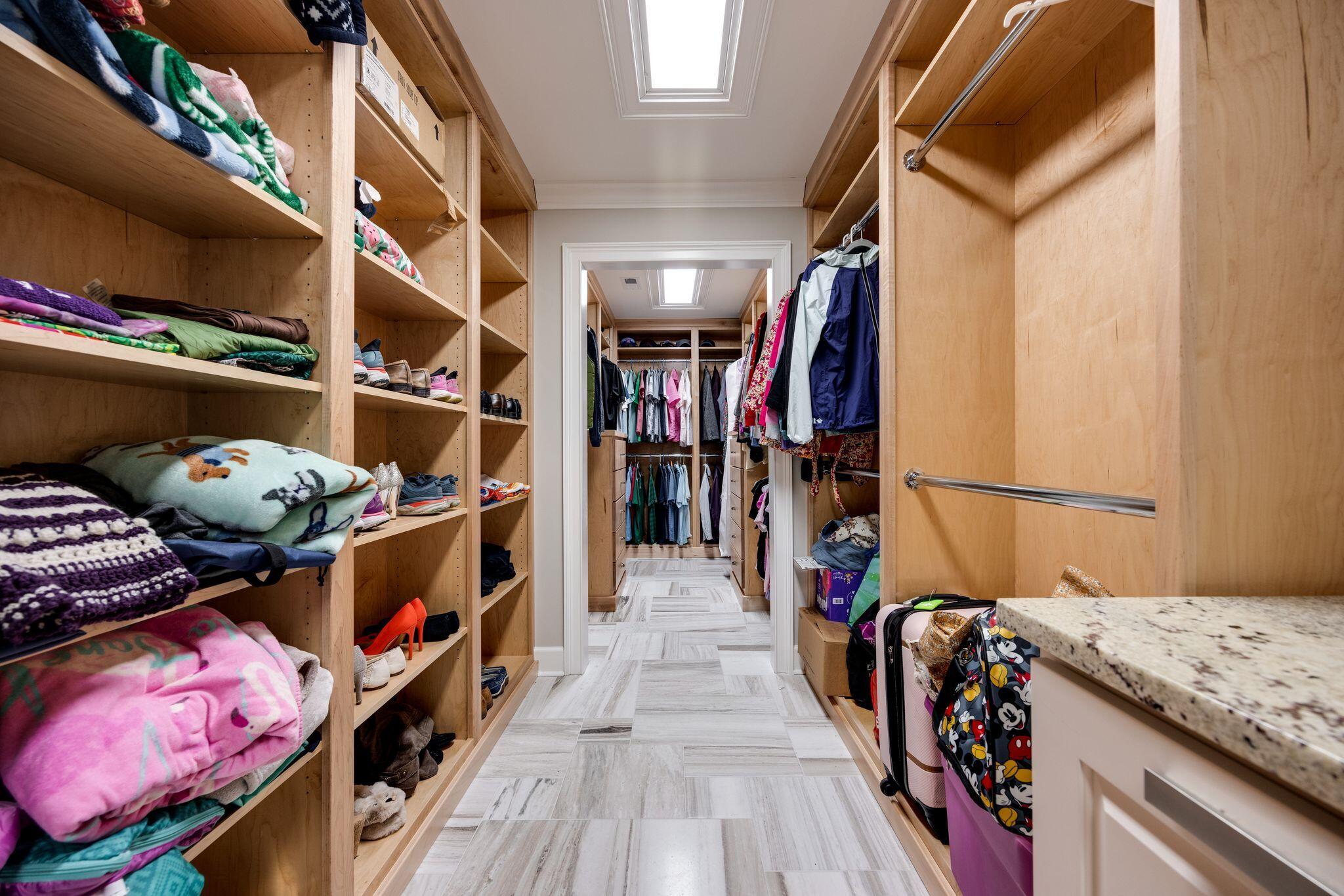 6808 Jesse Conner Road Chattanooga, TN 37421 - Photo 46 of 73 Master Closet