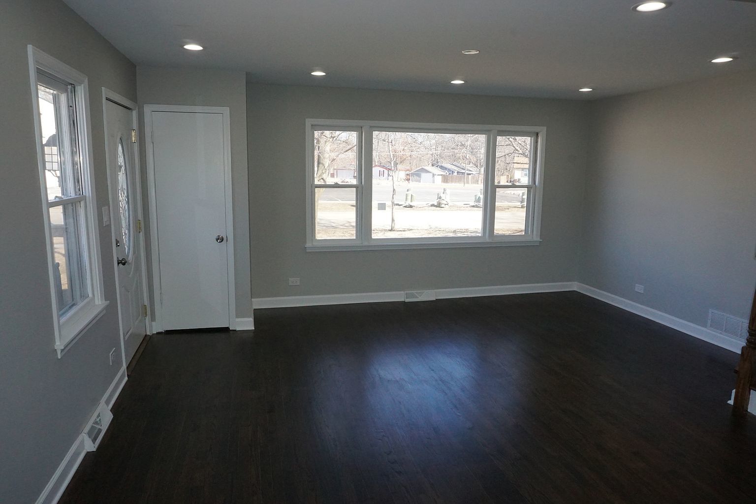 1615 7th Street Winthrop Harbor, IL 60096 - Photo 11 of 24