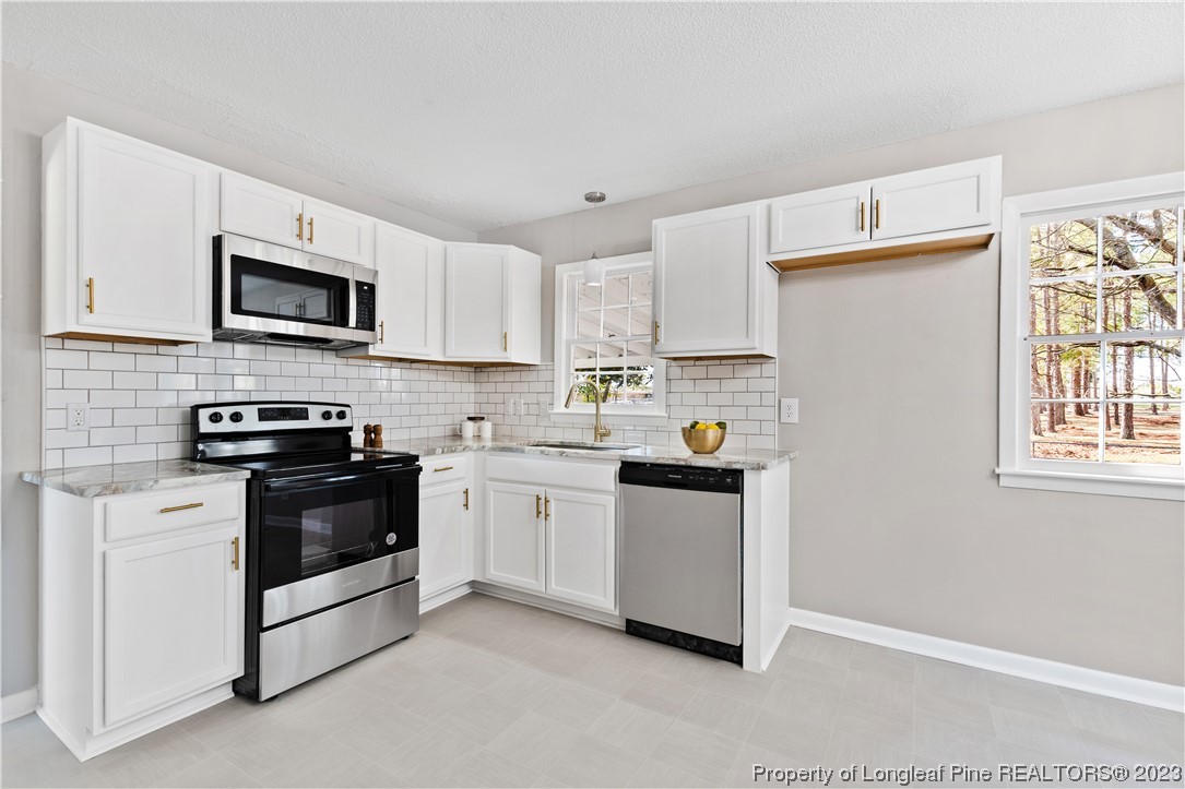 5112 Foxfire Road Fayetteville, NC 28303 - Photo 6 of 18 Gallery Image 6