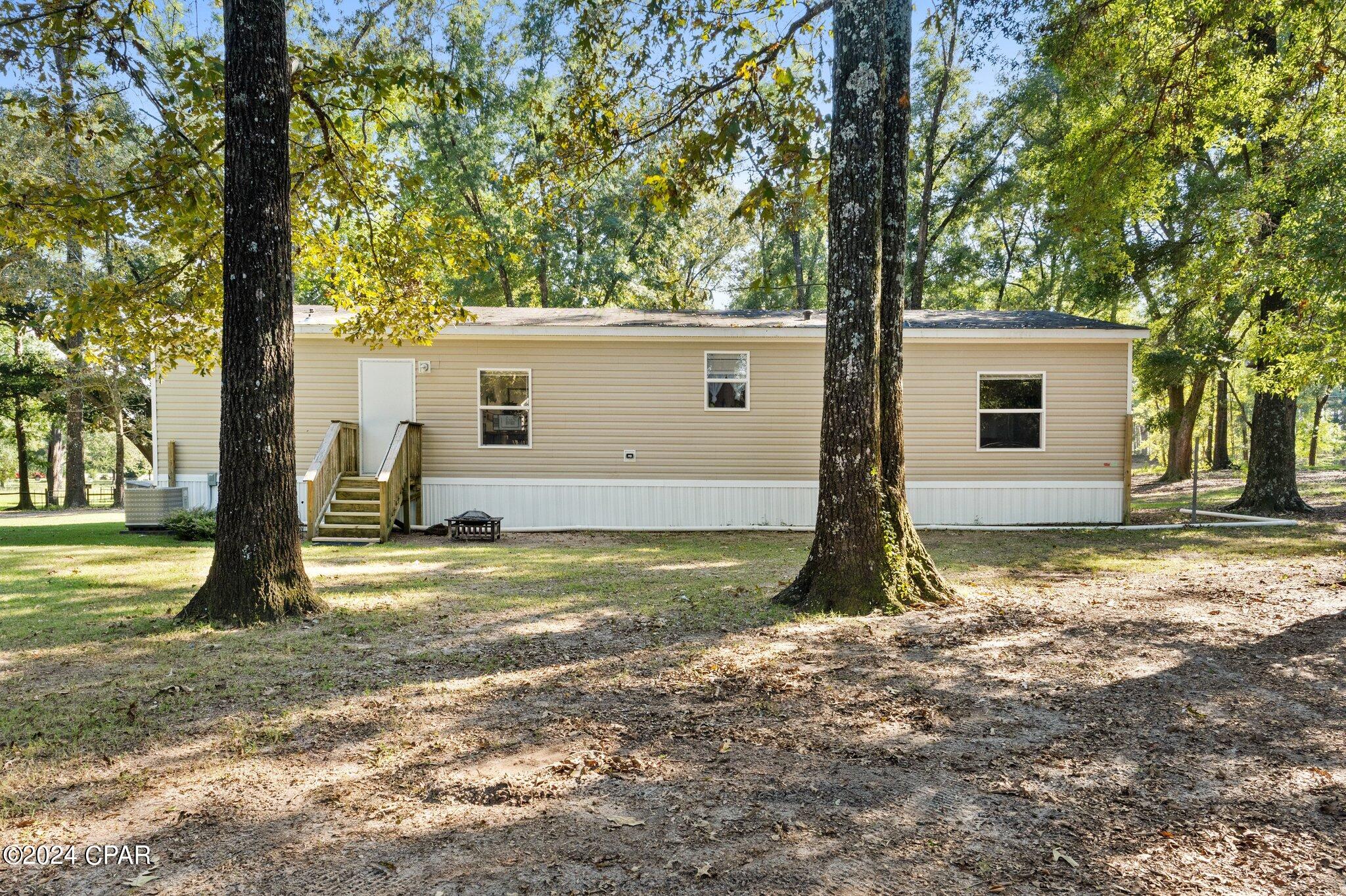 4396 Wilderness Road Vernon, FL 32462 - Photo 39 of 55