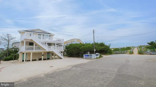 $239,000 | 11 East Mercer Avenue, Unit 9, Harvey Cedars, NJ 08008