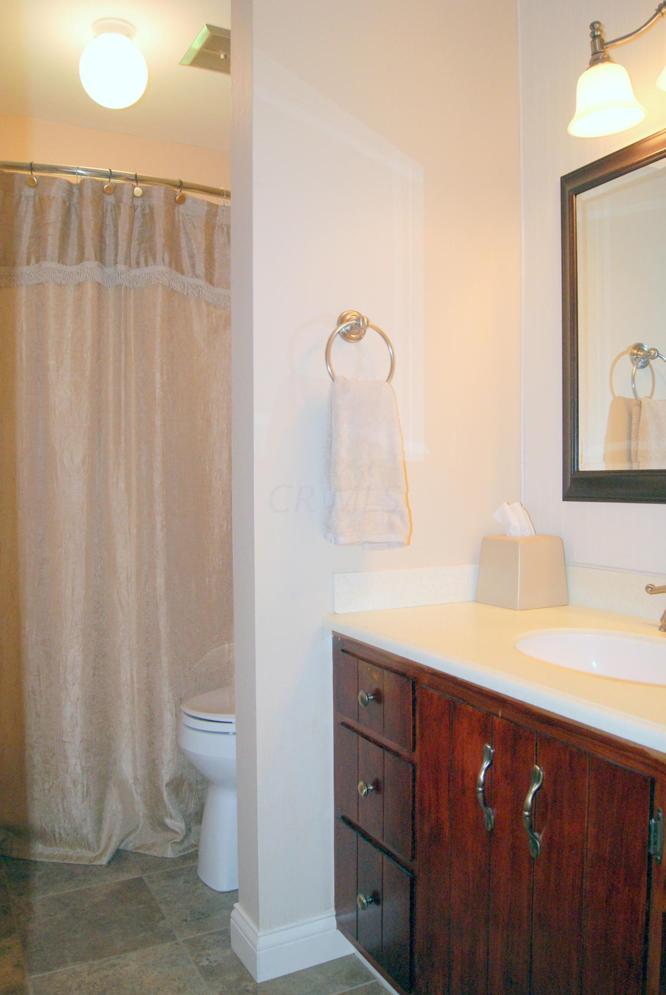7077 Rings Road Dublin, OH 43016 - Photo 12 of 24 Gallery Image 12
