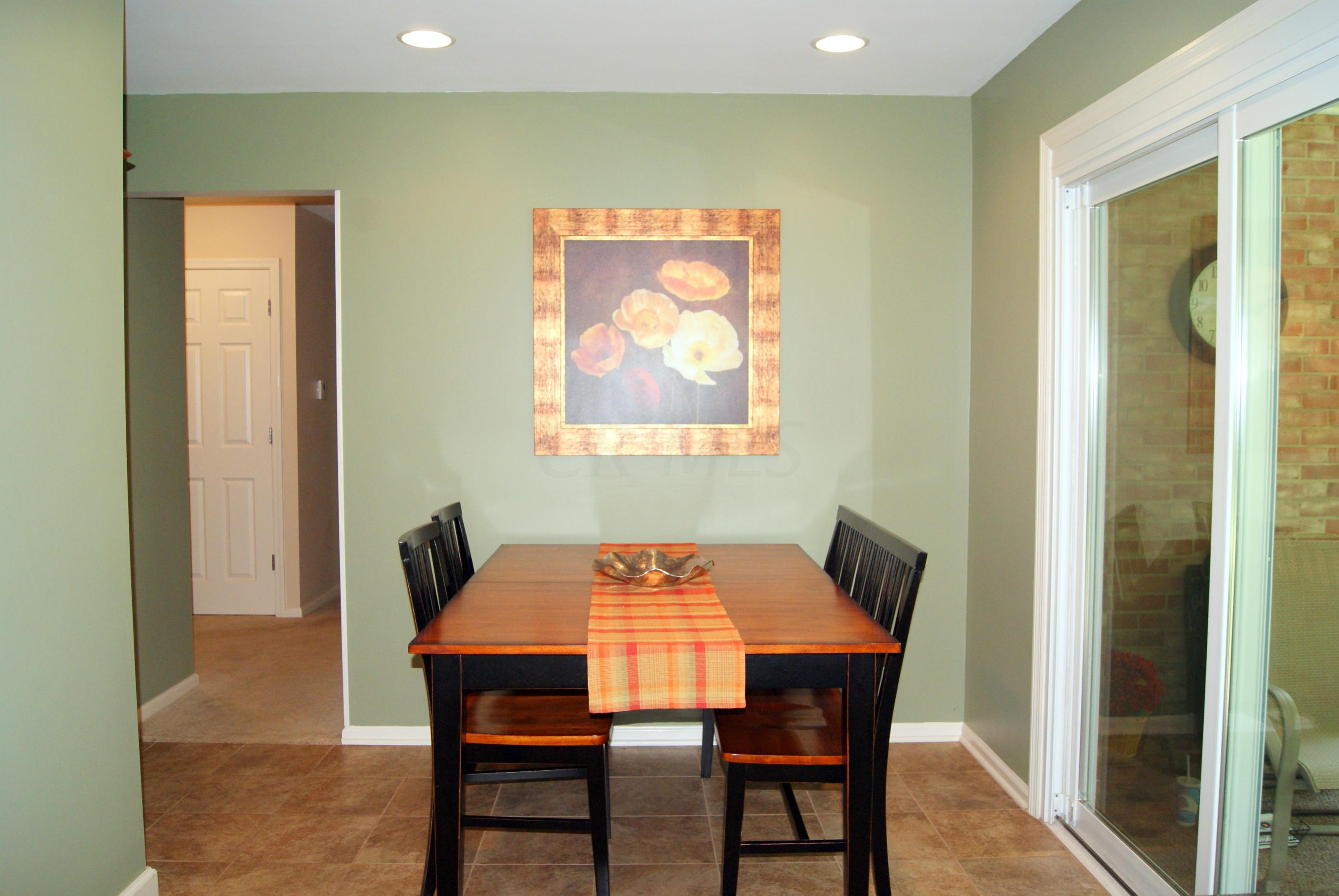 7077 Rings Road Dublin, OH 43016 - Photo 4 of 24 Gallery Image 4