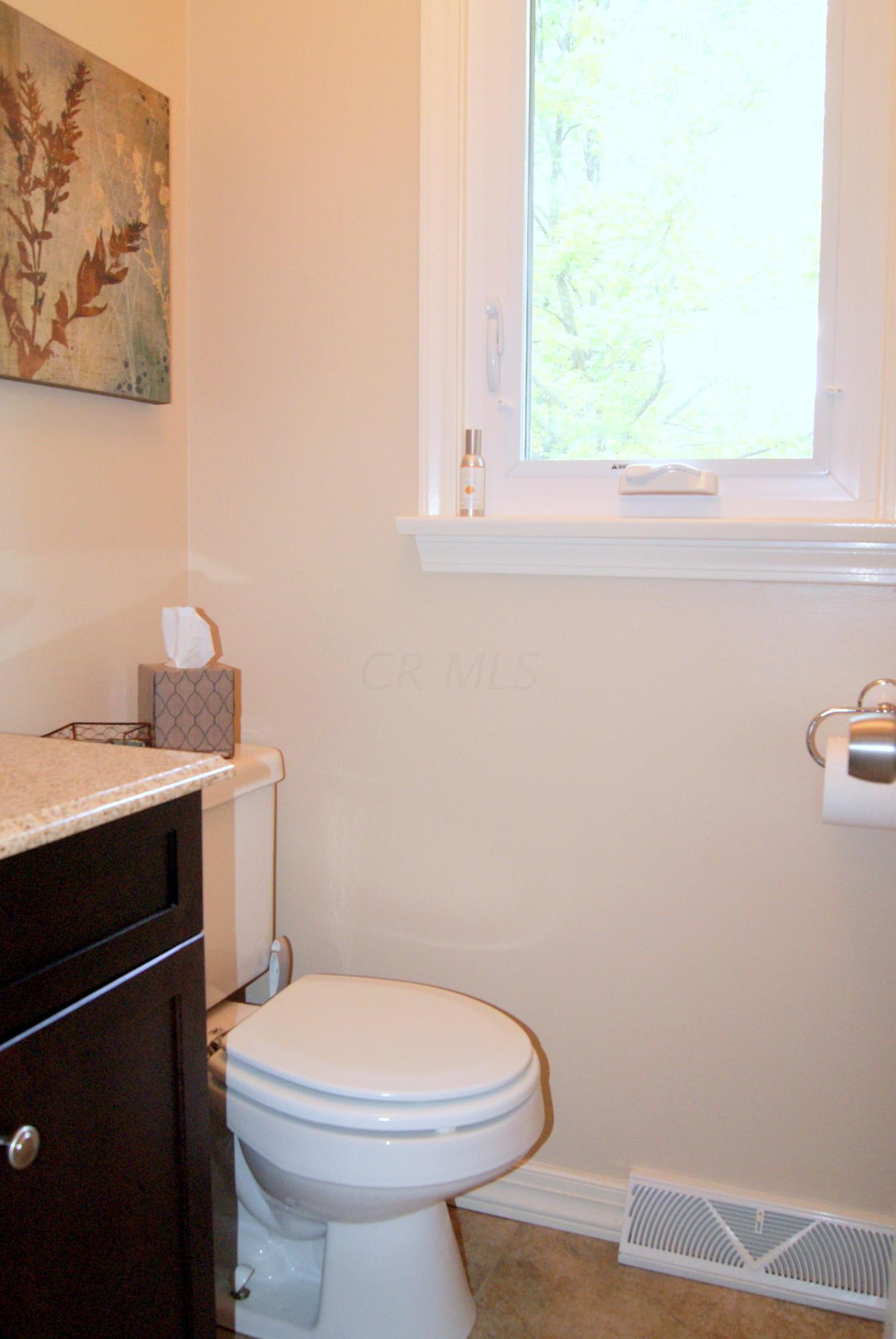 7077 Rings Road Dublin, OH 43016 - Photo 7 of 24 Gallery Image 7