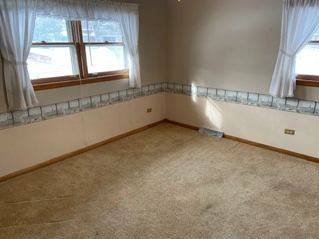 $489,000 | 525 Bunning Drive, Downers Grove, IL 60516