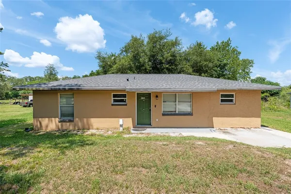$260,000 | 17611 Highway 33, Groveland, FL 34736