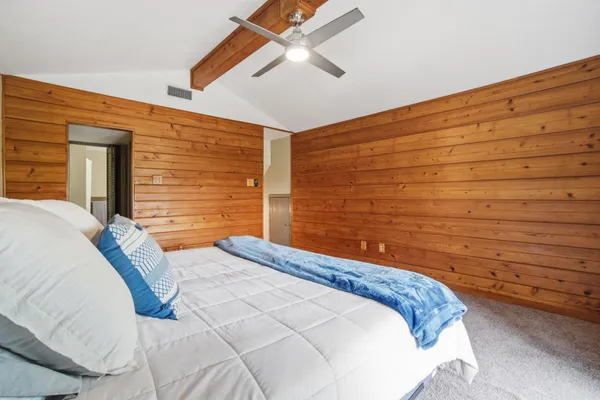 $325,000 | 213 Lakefront Drive, Onalaska, TX 77360