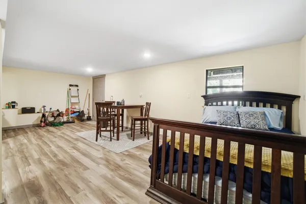 $325,000 | 213 Lakefront Drive, Onalaska, TX 77360