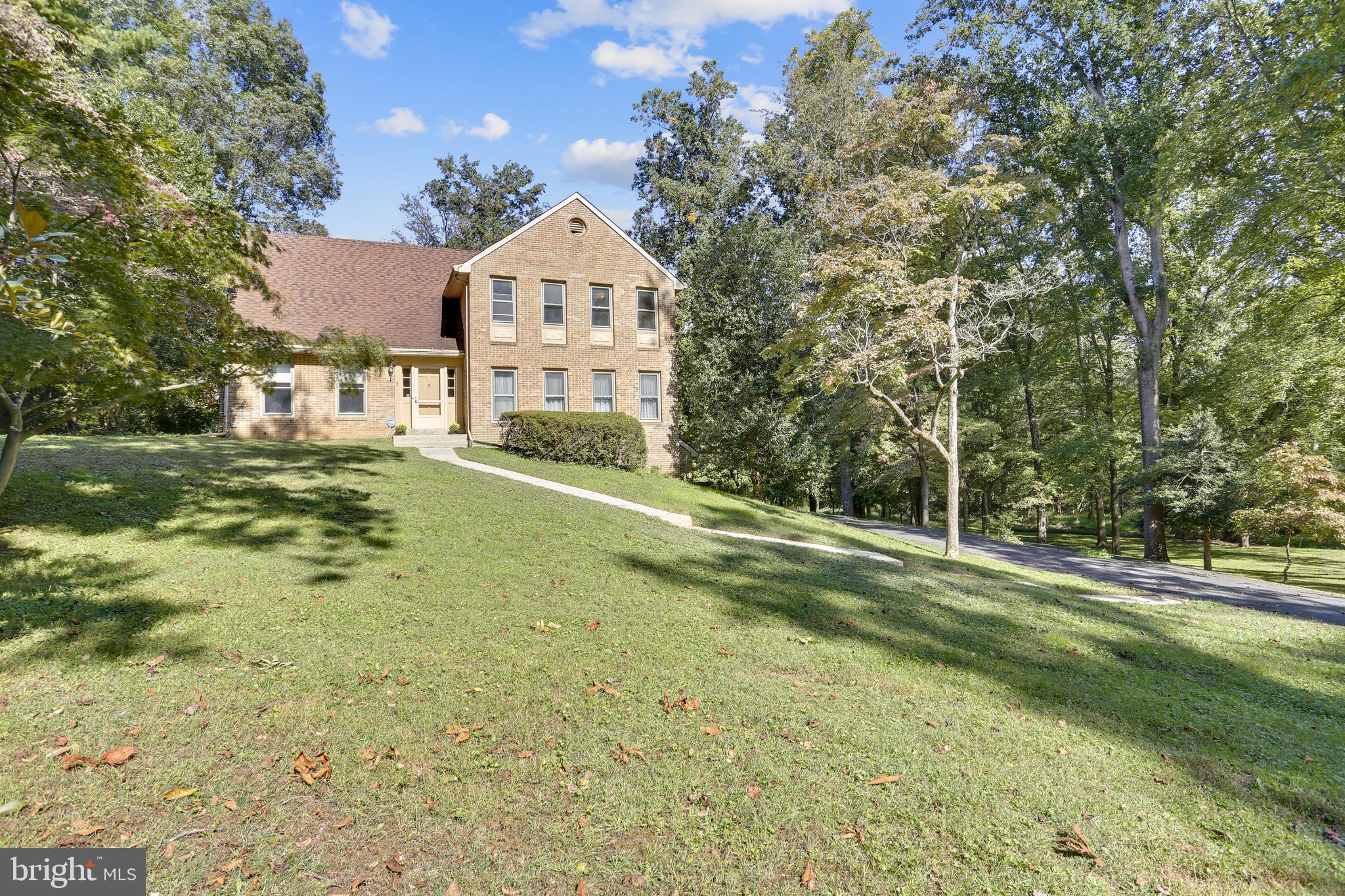 2206 Apple Tree Lane Silver Spring, MD 20905 - Photo 2 of 70 Gallery Image 2