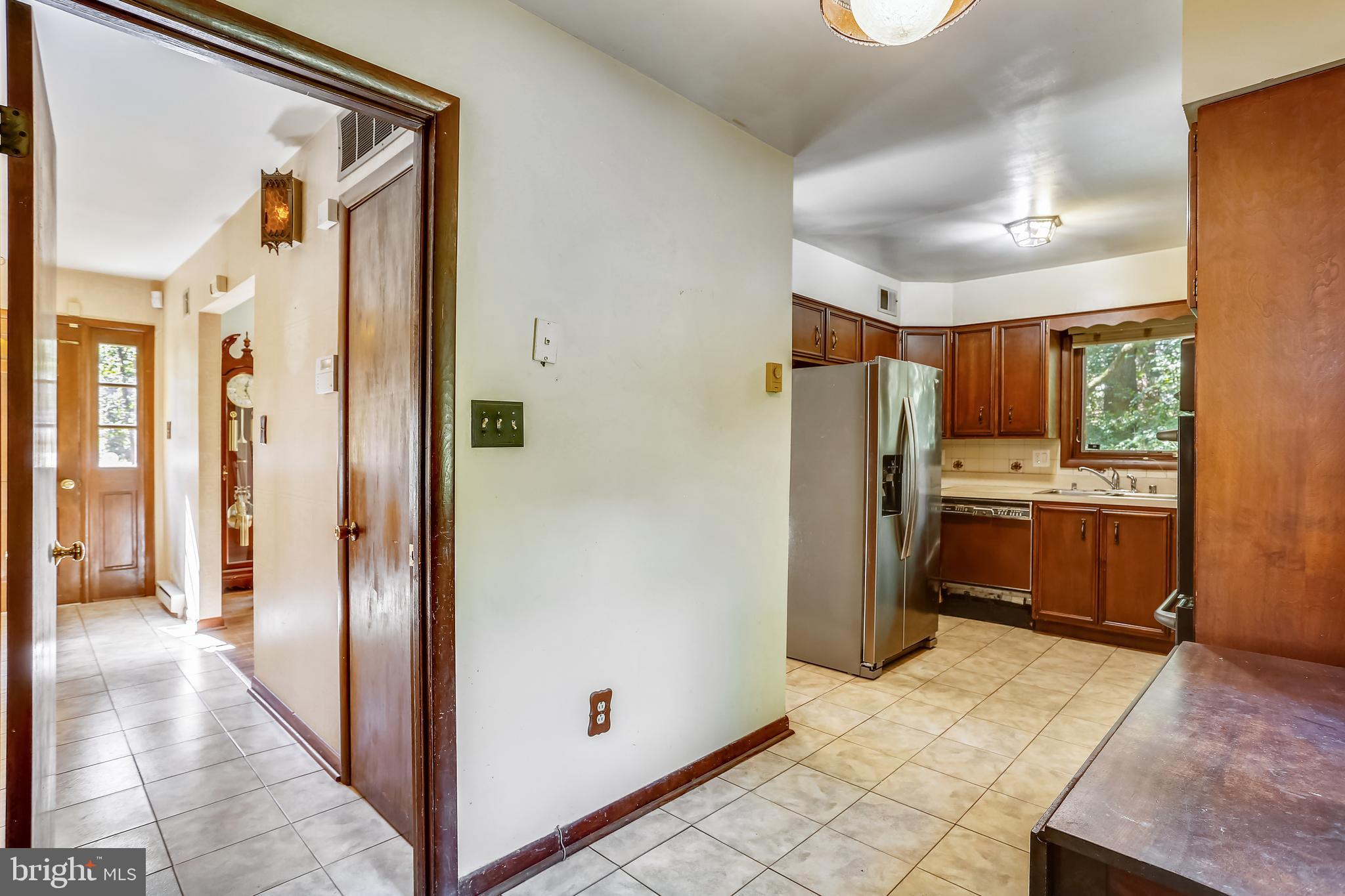 2206 Apple Tree Lane Silver Spring, MD 20905 - Photo 26 of 70 Gallery Image 26