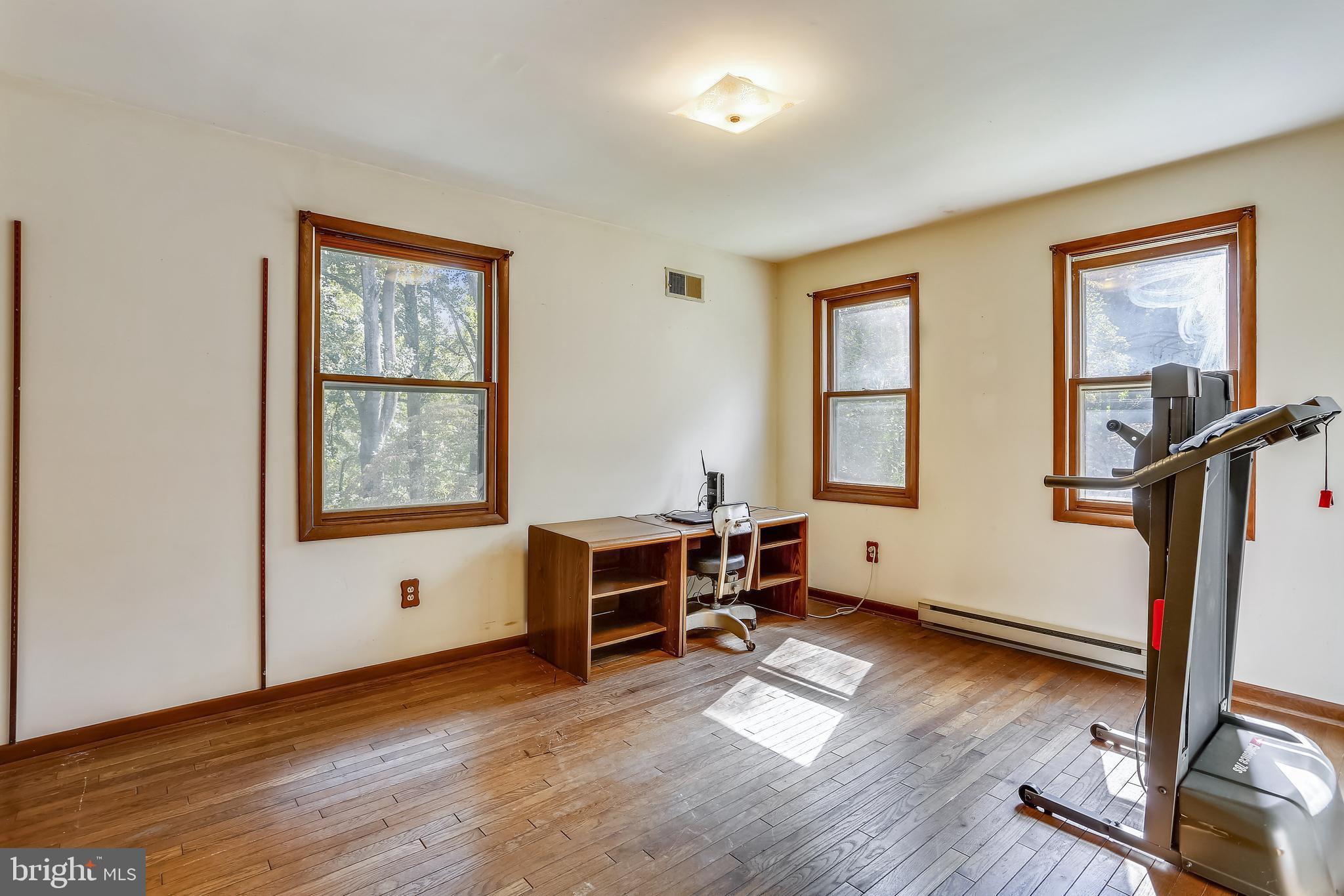 2206 Apple Tree Lane Silver Spring, MD 20905 - Photo 36 of 70 Gallery Image 36