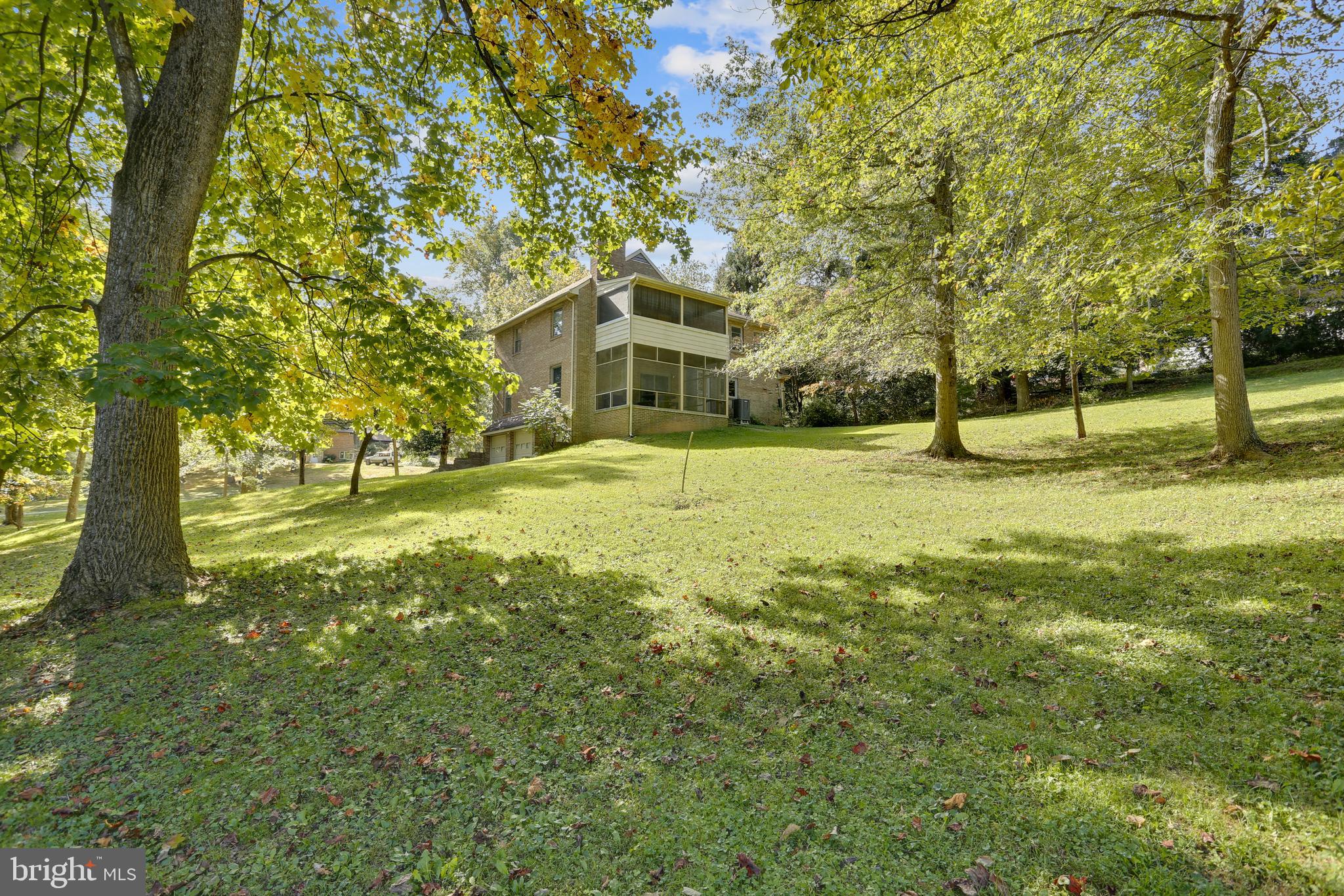 2206 Apple Tree Lane Silver Spring, MD 20905 - Photo 6 of 70 Gallery Image 6