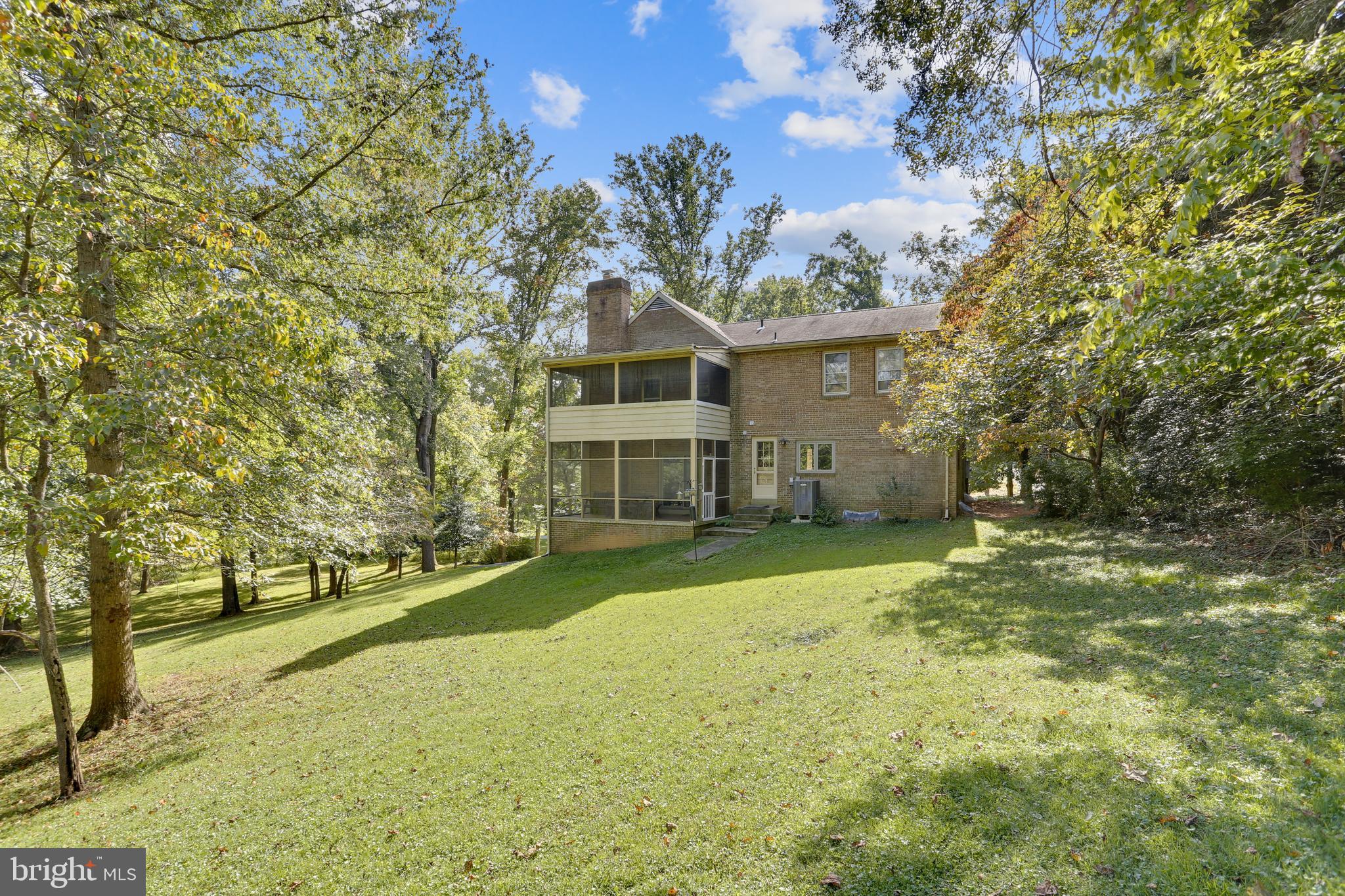 2206 Apple Tree Lane Silver Spring, MD 20905 - Photo 7 of 70 Gallery Image 7