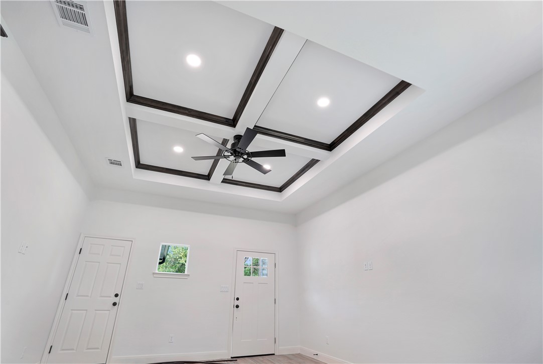 402 South Brazos Avenue Bryan, TX 77803 - Photo 4 of 19