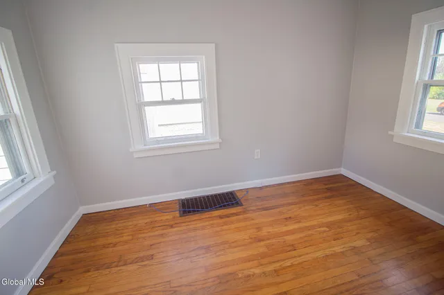 $2,350 | 9 Spring Avenue, Colonie, NY 12110