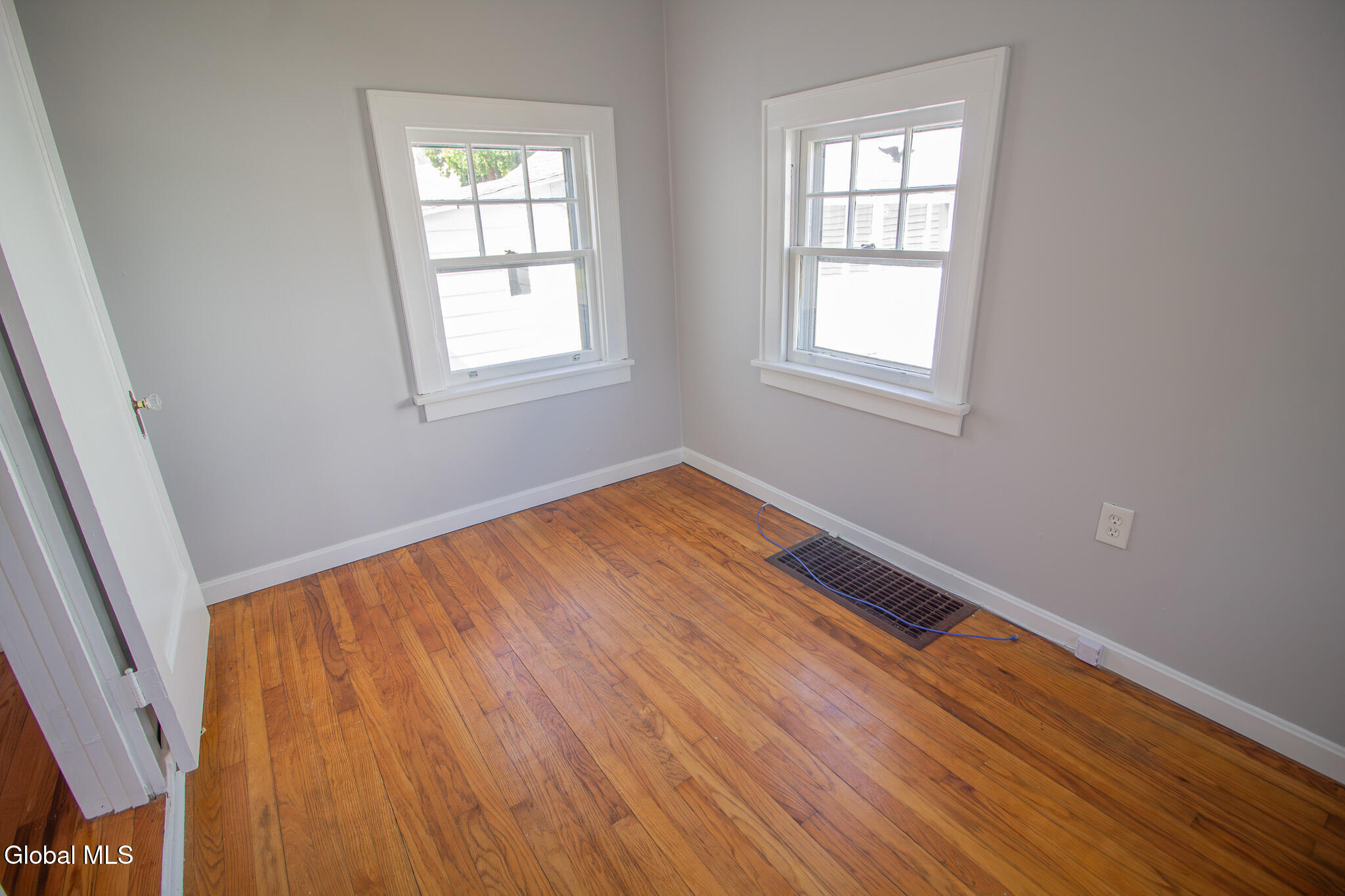 9 Spring Avenue Colonie, NY 12110 - Photo 9 of 18 _MG_9380