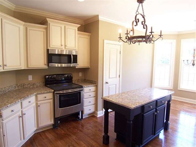 154 Holcombe Road Simpsonville, SC 29680 - Photo 8 of 18 Gallery Image 8