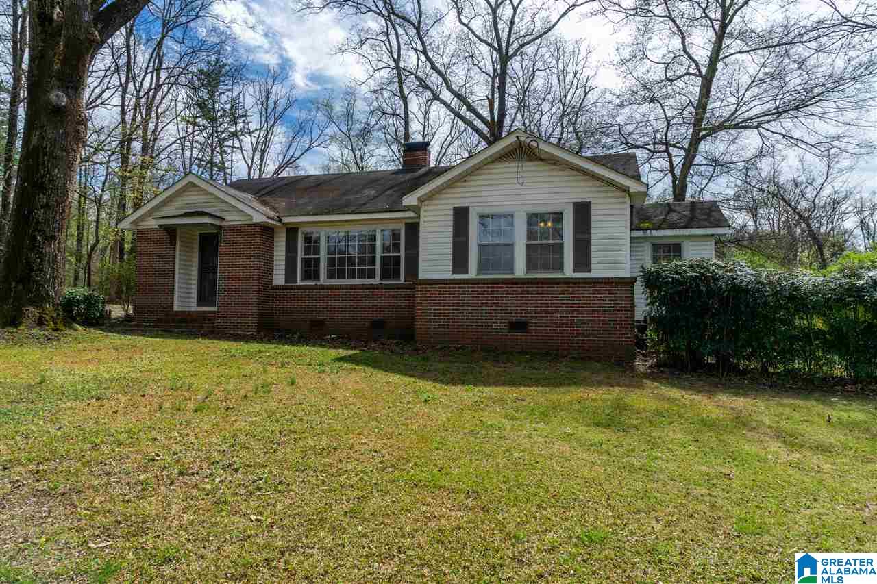 823 Hillcrest Road Birmingham, AL 35235 - Photo 1 of 39
