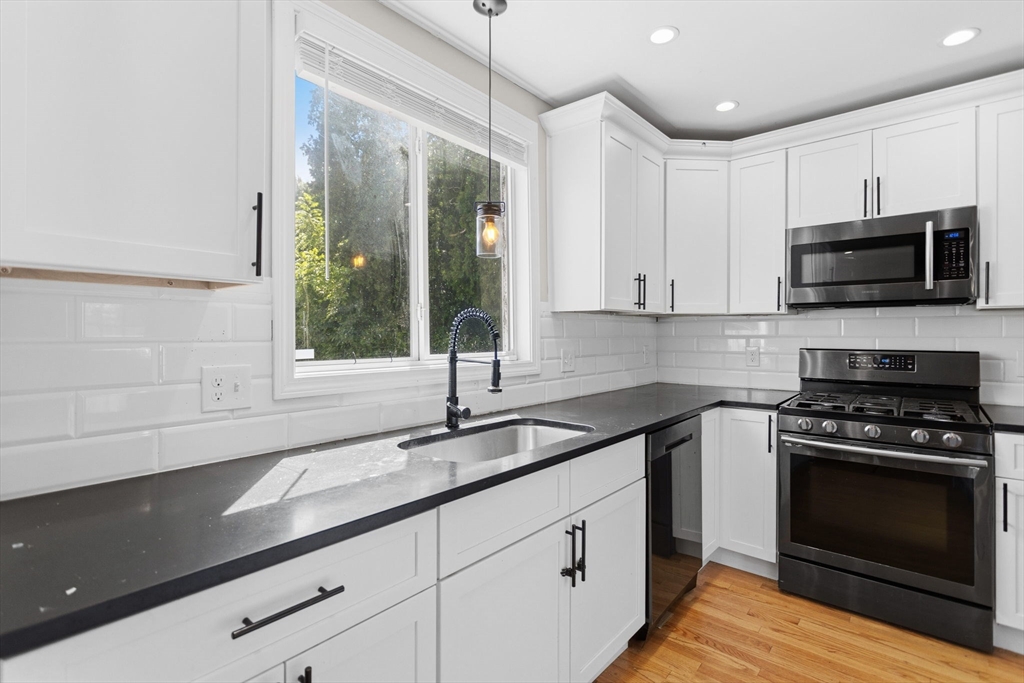 1159 River Road Agawam, MA 01001 - Photo 17 of 42